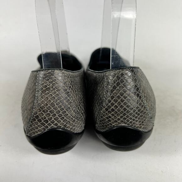 Dansko Nubuck Loafers Womens 7 Olive Gray Snakeskin Pattern Casual Slip-On Shoes - Picture 7 of 11